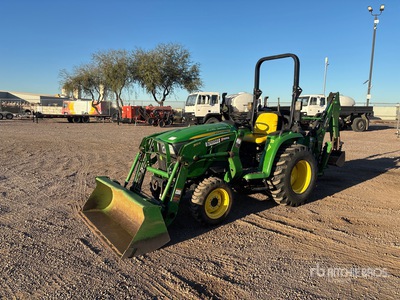 John Deere 3032E 4WD tractor utilitario