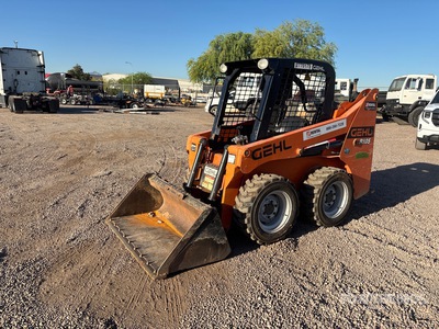 Manitou R105 Ładowarka o sterowaniu burtowym