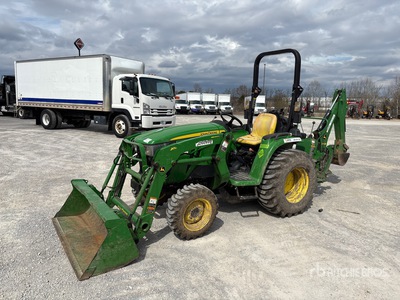 2009 John Deere 3032E 4WD ユーティリティトラクター