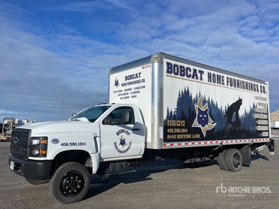 2022 Chevrolet 4x2 Van Truck