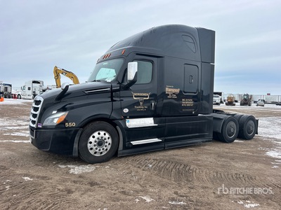 2021 Freightliner Cascadia 126 6x4 T/A Sleeper Truck Tractor