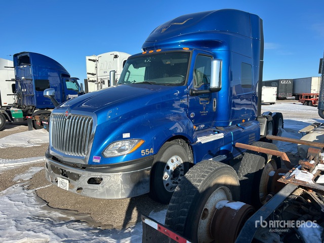 2022 International Lt 625 2022 International Lt625 6X4 T/A Sleeper Truck Tractor (Inoperable)