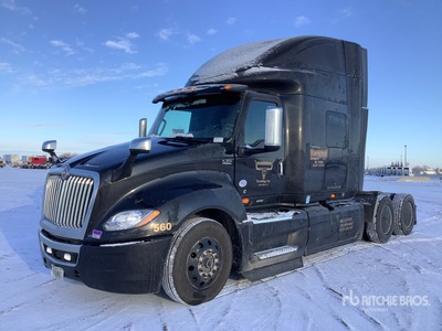 2023 International LT625 6x4 Tracteur routier couchette