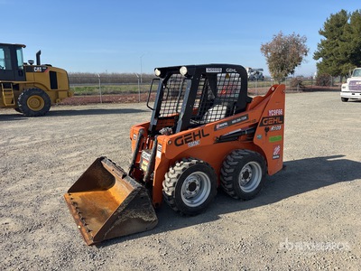 Gehl R105 Ładowarka o sterowaniu burtowym