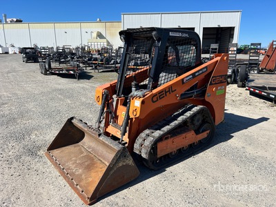 Gehl RT135 Compact Track Loader