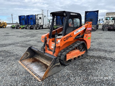 Gehl RT135 Compact Track Loader