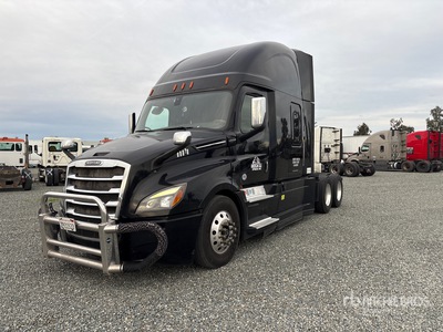2019 Freightliner Cascadia 126 6x4 Sleeper Truck Tractor