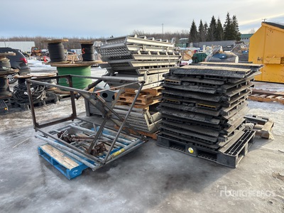 Quantity of Aluminum Stairs Pièces diverses