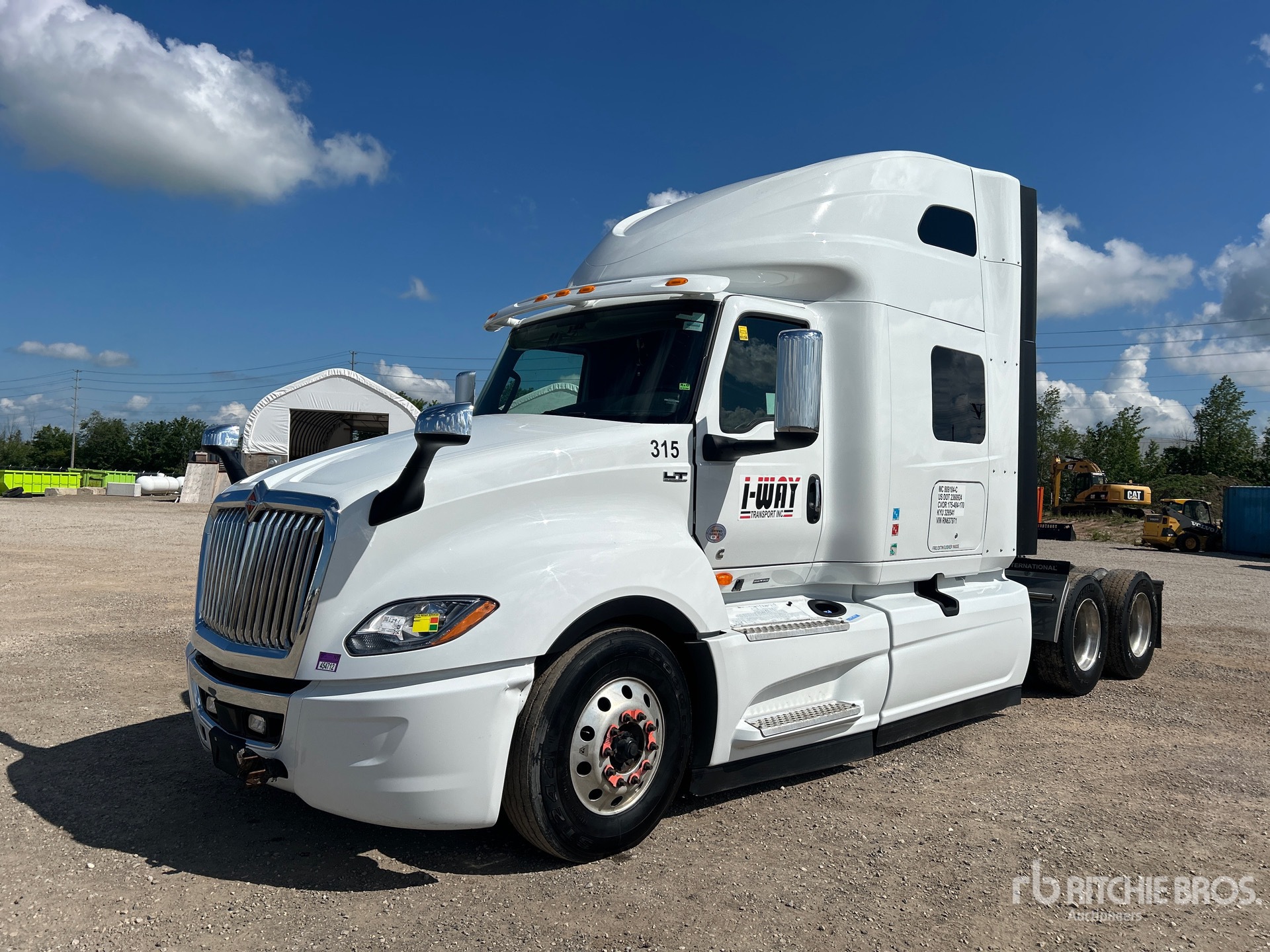 2024 International LT625 6x4 T/A Sleeper Truck Tractor