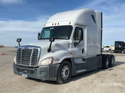 2016 Freightliner Cascadia 125 6x4 تراكتور شاحنة كابينة النوم (ثنائية المحور)