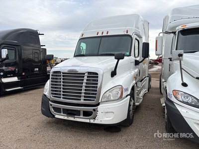 2016 Freightliner Cascadia 125 6x4 Tracteur routier couchette (Inoperable)