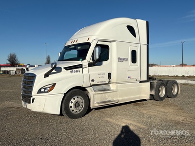 2021 Freightliner Cascadia 126 6x4 T/A Sleeper Truck Tractor
