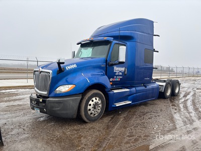 2018 International LT625 6x4 Tracteur routier couchette (Inoperable)
