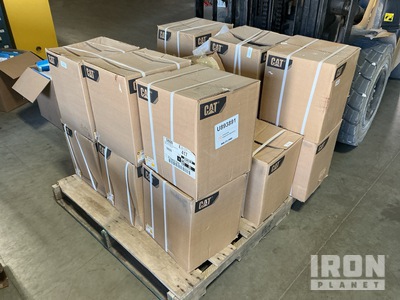 Qty of Cat 524-4892 Bulldozer Trunnions