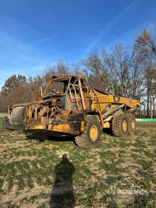 2015 Cat 725C Articulated Dump Truck