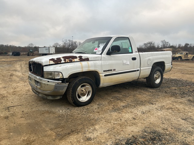 2000 Dodge Ram 1500 ST Pickup