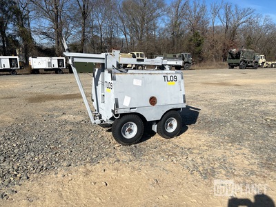 T & J FL-1D Light Tower