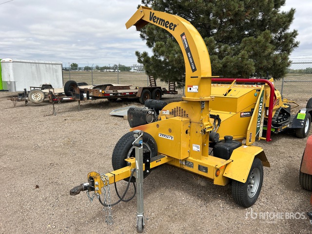 2021 Vermeer BC700XL Tow-Behind Wood Chipper