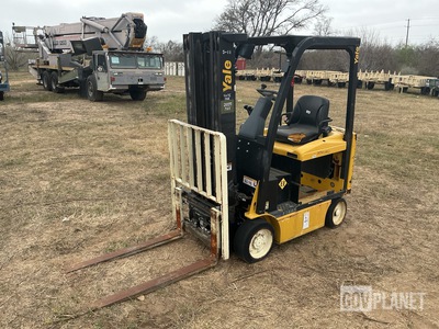 Yale ERC040VAN36TE084 Electric Forklift