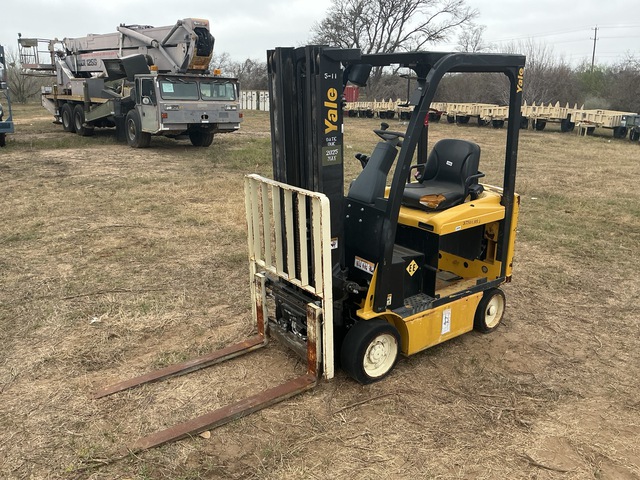Yale ERC040VAN36TE084 Electric Forklift