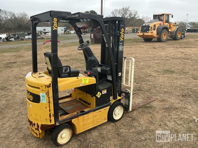 MONTACARGAS ELéCTRICO YALE ERC040VAN36TE084