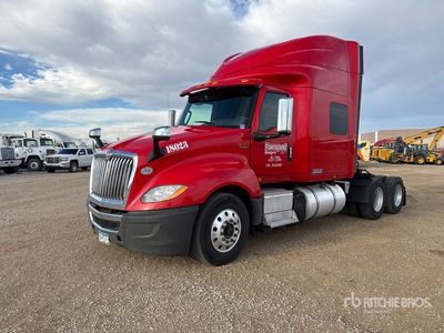 2018 International LT625 6x4 Tracteur routier couchette