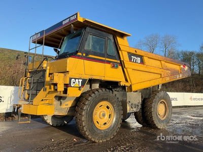 2005 Cat 771D Camion de transport