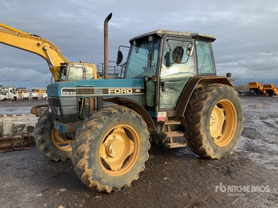 1995 Ford 8240 Trattore agricolo 2RM