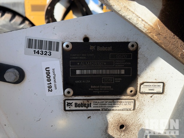 MINI CARGADOR SOBRE RUEDAS 2019 BOBCAT LOADER