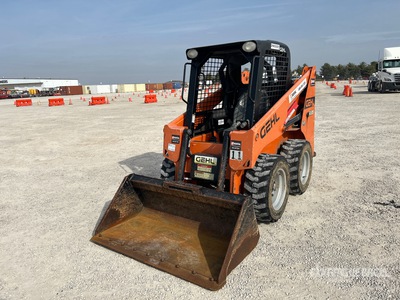 Gehl R105 Two-Speed Ładowarka o sterowaniu burtowym