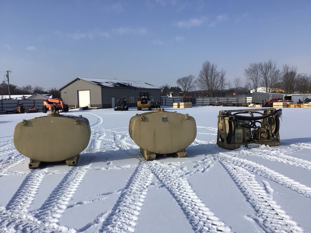 Fuel Transfer Pump w/Fuel Tank