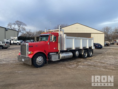 2007 Peterbilt 379 8x4 Tri/A Dump Truck