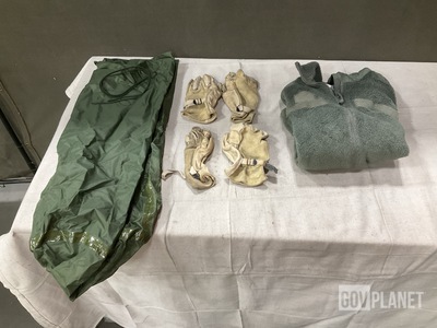 (21) Pairs of Men’s & Women’s Gloves, (9) Clothing Bags & Assorted Items