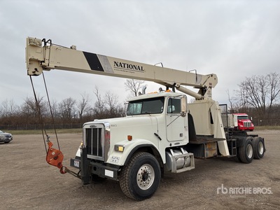 National 600C 17 t Straight Boom on 2000 Freightliner 6x4 Kranwägen