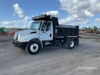 2006 International 4300 4x2 S/A-kiepwagen