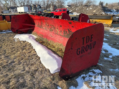 18 ft Snow Pusher - Fits Wheel Loader