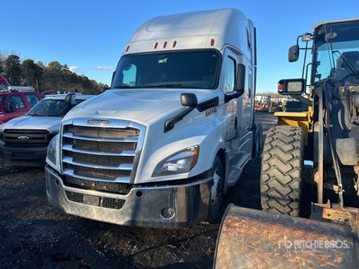2019 Freightliner Cascadia 126 6x4 Cabeza Tractora Cabina Dormitorio (Inoperable)
