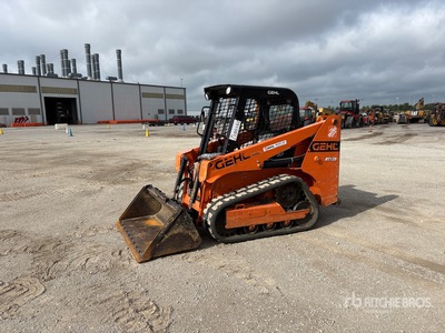 Gehl RT135 Compact Track Loader