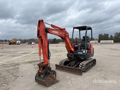 2019 Kubota KX71-3S4R1 حفارة صغيرة