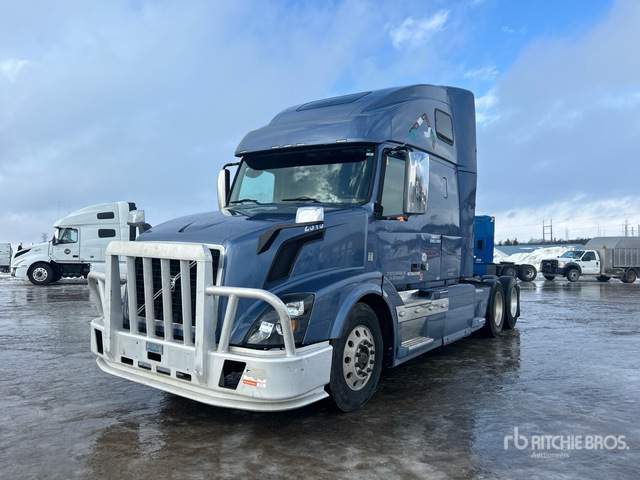 2014 Volvo Vnl 670 2014 Volvo Vnl670 6X4 T/A Sleeper Truck Tractor