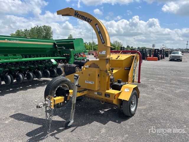 2021 Vermeer BC700XL Tow-Behind Wood Chipper