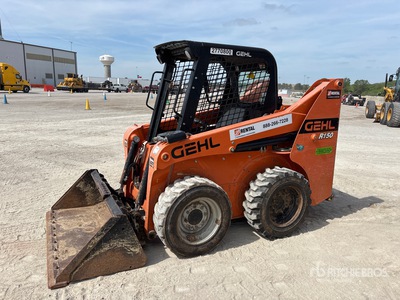 2019 Gehl R150 を見 Skid-Steer Loader