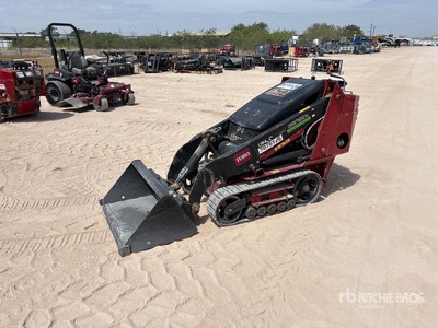 2020 Toro TX427 Mini Compact Track Loader