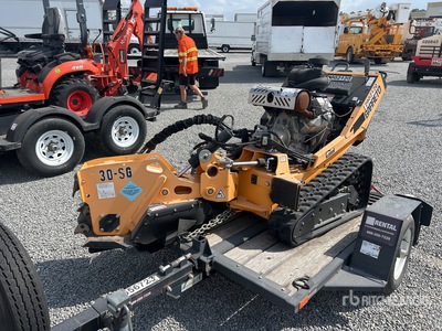 Barreto E30SGB Tracked Stump Grinder w/2020 Barreto Trailer