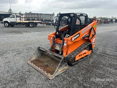 Gehl RT105 Compact Track Loader