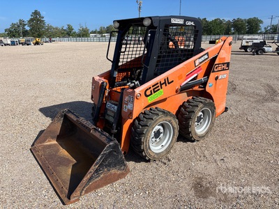 Gehl R105 Skid Steer Loader