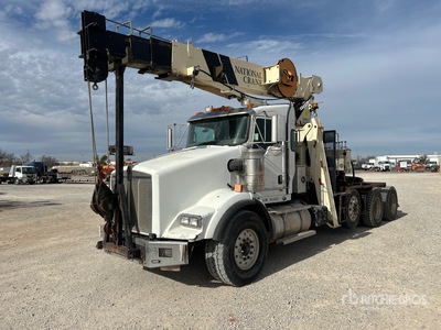 National 600E2 20 ton Straight Boom on 2010 Kenworth T800 8x4 Camion à Fèche