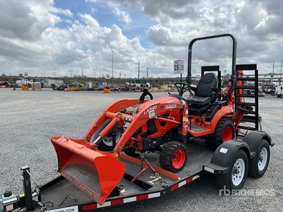 Kubota BX23S 4WD ユーティリティトラクター