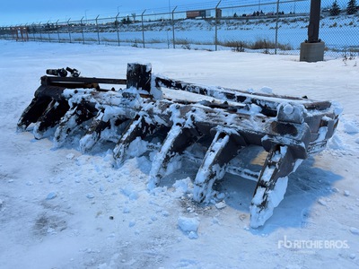 146 in Râteau de bouteur