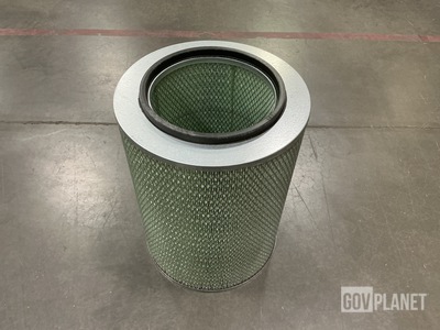 (16) Donaldson P15-2241 Air Filters